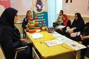 برپایی کمپین "ترویج تغذیه باشیر مادر" در مرکز غربالگری هایپوتیروئیدی نوزادان واقع در مرکز خدمات جامع سلامت شماره 2