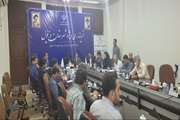 در اولین جلسه شورای سلامت و امنیت مواد غذایی شهرستان دزفول عنوان شد: به منظور پیشگیری از شیوع بیماری های اسهالی، شهرداری ها و بخشداری ها لایروبی و  آهک پاشی جداول روباز را جدی بگیرند. و گزارش اقدامات انجام شده را ماهانه به مرکز بهداشت دزفول گزارش دهند.