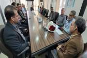 با اهدای گل و لوح تقدیر از تلاشهای ارزشمند رانندگان استیجاری مرکز بهداشت دزفول تقدیر بعمل آمد.