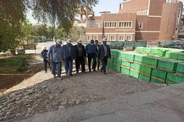 رئیس دانشگاه علوم پزشکی دزفول اظهار داشت: حضور نماینده نهاد ریاست جمهوری در بیمارستان یازهرا(س) منشاء برکت است.